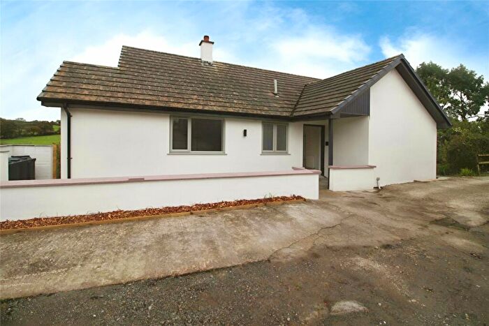 2 Bedroom Bungalow To Rent In Holsworthy, Devon, EX22