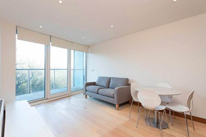 1 Bedroom Apartment To Rent In Lanson Building, Queenstown Road, London, SW11