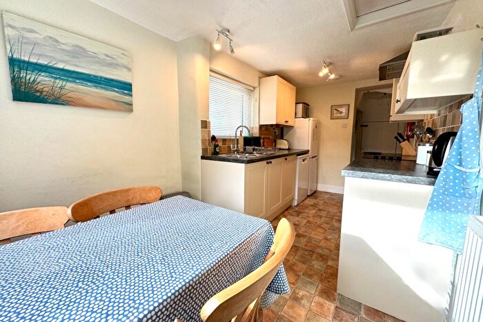 3 Bedroom Terraced House For Sale In Langton Matravers, BH19 - Photo 6