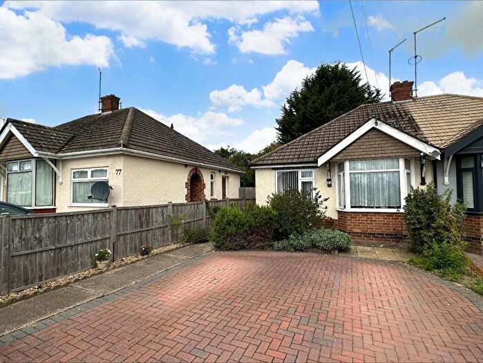 2 Bedroom Semi-Detached Bungalow For Sale In Lorraine Crescent, Spinney Hill, Northampton, NN3