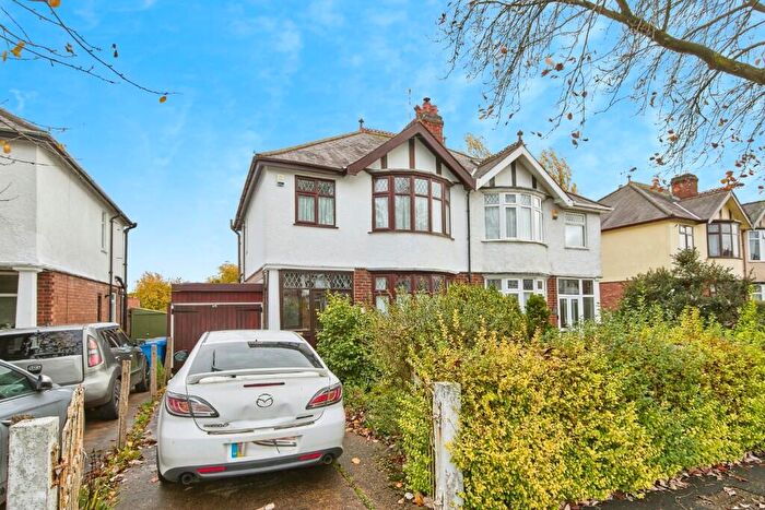 3 Bedroom Semi Detached House For Sale In Corden Avenue, Derby, Derbyshire, DE3