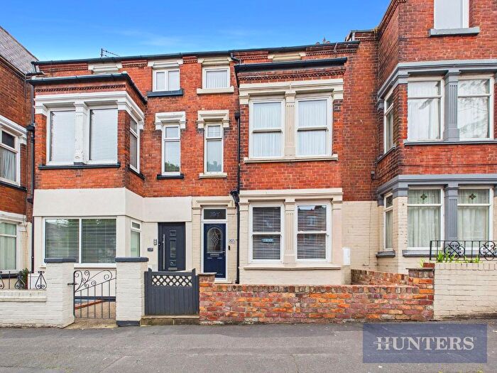 7 Bedroom Terraced House For Sale In Columbus Ravine, Scarborough, YO12