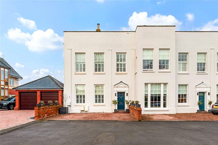 5 Bedroom Semi Detached House For Sale In London Road, Worcester, Worcestershire, WR5