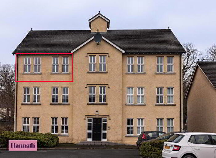 2 Bedroom Apartment / Flats For Sale In Strawhill Manor, Craigavon, BT66