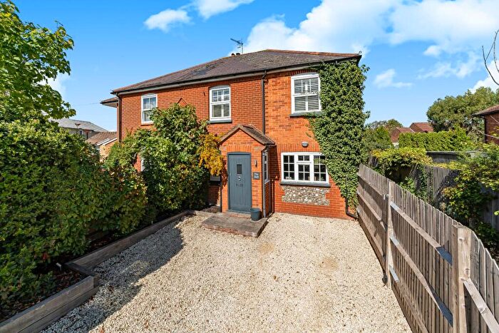 4 Bedroom Semi-Detached House For Sale In Clay Lane, Jacob's Well, Guildford, Surrey, GU4