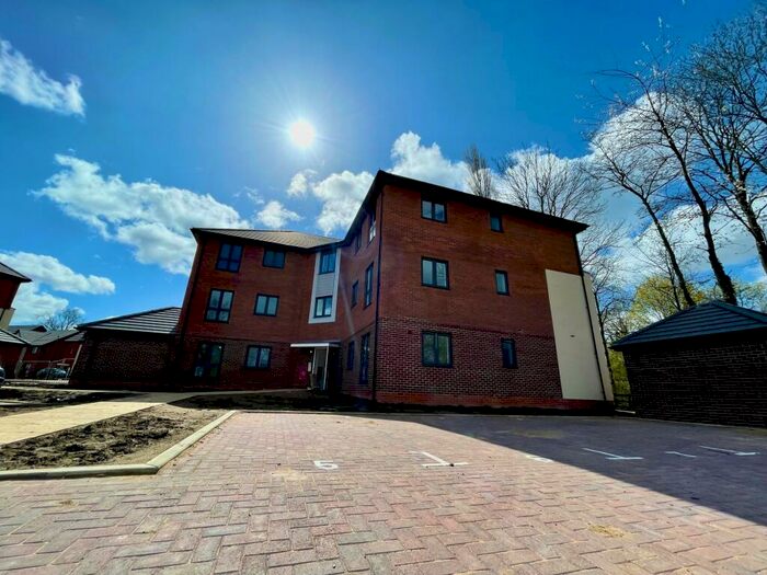 2 Bedroom Flat To Rent In Balderstone Road, Wavendon, Milton Keynes, MK7