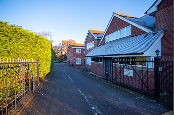 Studio To Rent In Basingstoke Road, Riseley, Reading, Berkshire, RG7