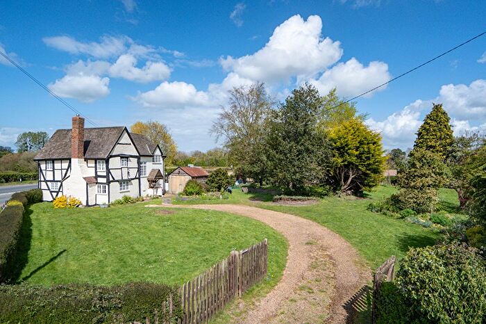 3 Bedroom Detached House For Sale In Hanley Castle, Worcester, Worcestershire, WR8