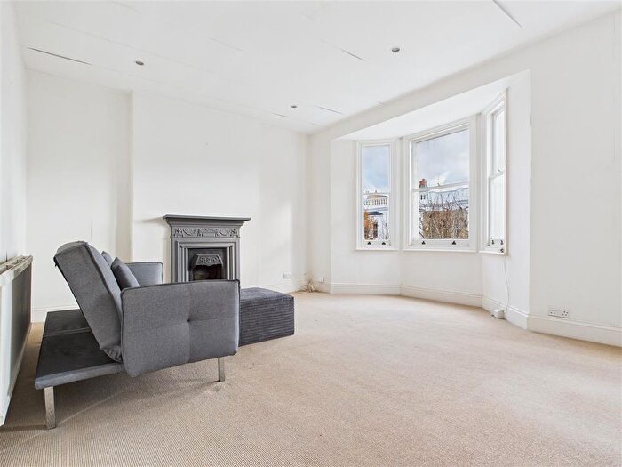 1 Bedroom Flat To Rent In St. Elmo Road, London, W12