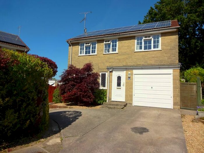 3 Bedroom Detached House For Sale In Park, Yeovil BA20