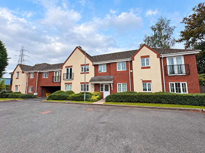 2 Bedroom Flat For Sale In New Plant Lane, Chase Terrace, Burntwood, WS7