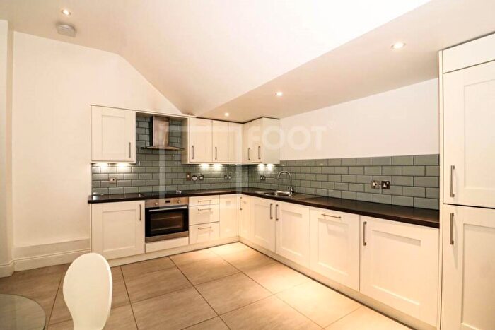 2 Bedroom Apartment To Rent In Albion House, Bradford, BD1