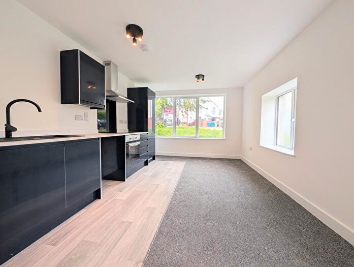 1 Bedroom Flat To Rent In West Street, Chesterfield, S40