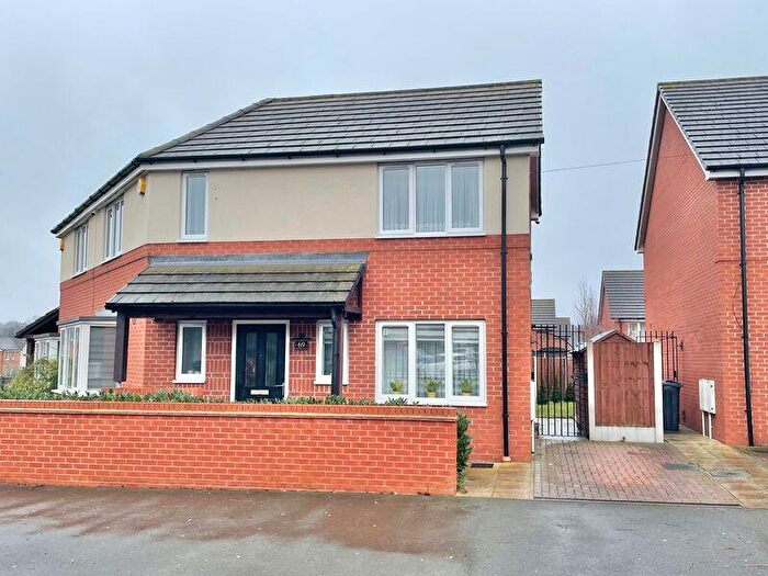2 Bedroom Semi Detached House For Sale In Dovedale Road, Birmingham, B23