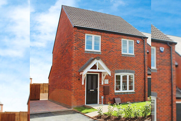 3 Bedroom Detached House For Sale In Woodwinds, Warton, Tamworth, B79