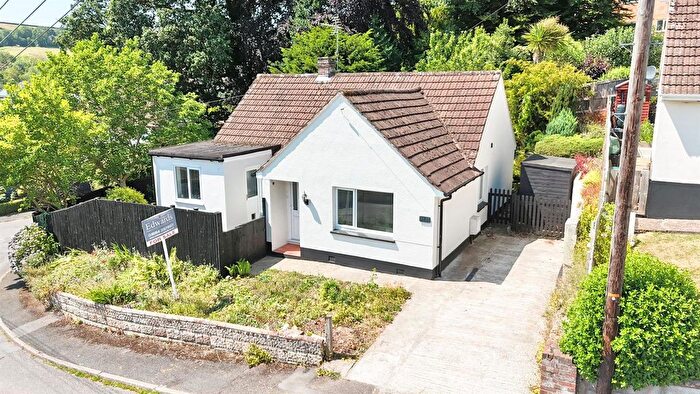 3 Bedroom Bungalow For Sale In Broomhill, Tiverton, EX16