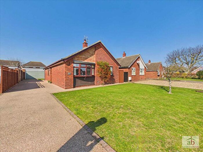 3 Bedroom Bungalow For Sale In Penryn Road, Kesgrave, IP5