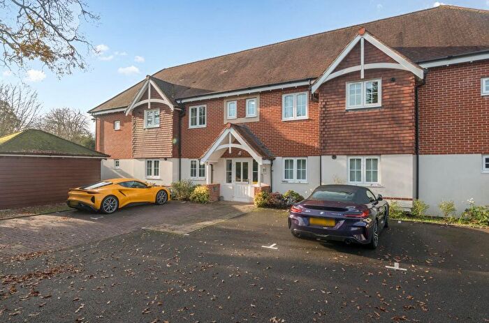2 Bedroom Flat For Sale In Hiltingbury Road, Hiltingbury, Chandler's Ford, SO53