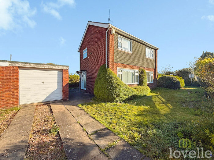 3 Bedroom Detached House For Sale In Inns Close, North Hykeham, LN6