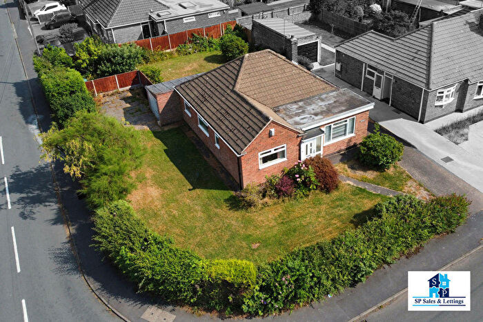 3 Bedroom Detached Bungalow For Sale In Peterfield Road, Whitwick, LE67