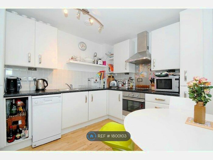 1 Bedroom Flat To Rent In Felstead Street, Hackney Wick, E9