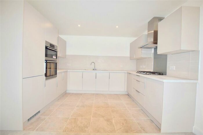 2 Bedroom Apartment To Rent In Kinross Apartments, Whitelands Way, Bicester, Oxfordshire, OX26