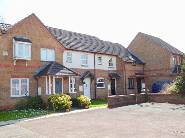 2 Bedroom Property To Rent In Bradley Stoke, Bristol, BS32