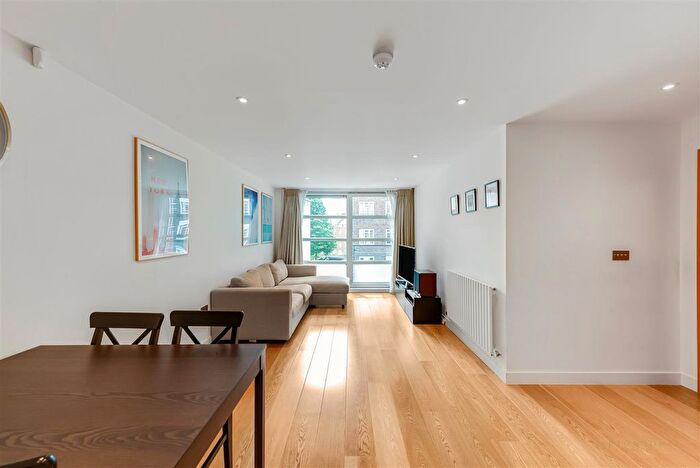 3 Bedroom Flat To Rent In Neville House, Page Street, Westminster, London, SW1P
