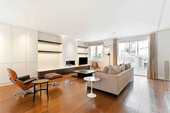 4 Bedroom Mews To Rent In Pavilion Road, London, SW1X