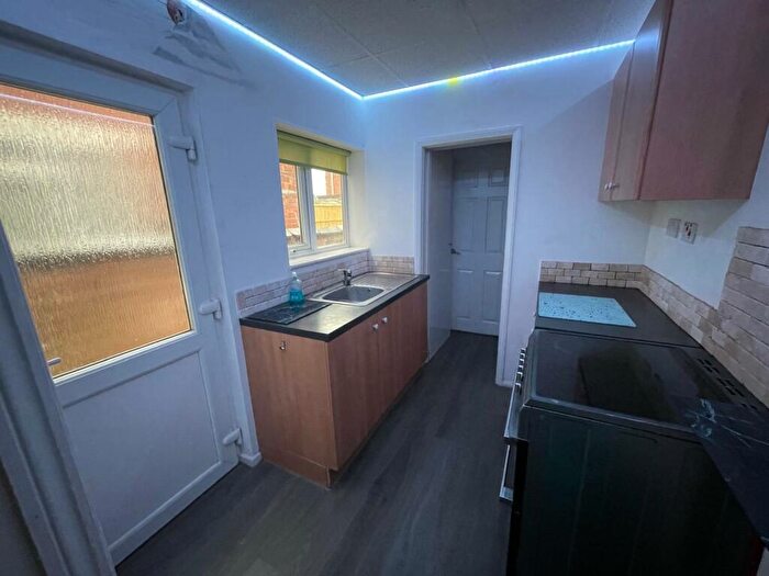 2 Bedroom House To Rent In Aldbourne Road, Coventry, CV1