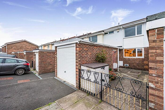 3 Bedroom Terraced House For Sale In Woodmarsh Close, Bristol, BS14