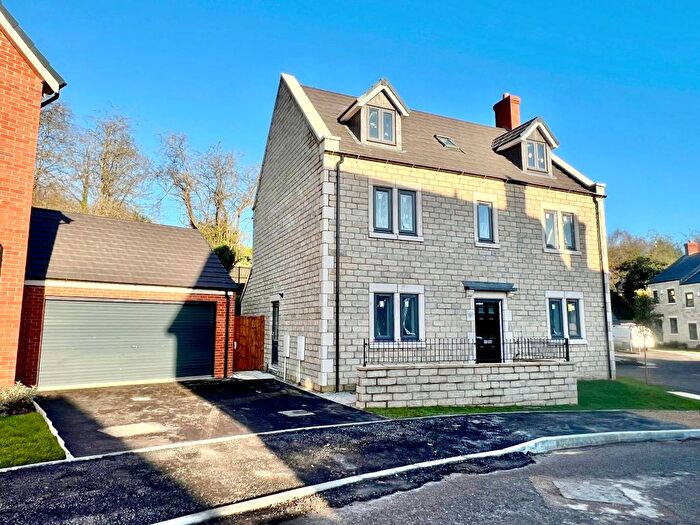 5 Bedroom Detached House For Sale In Tilling Close, Ambergate, Belper, DE56