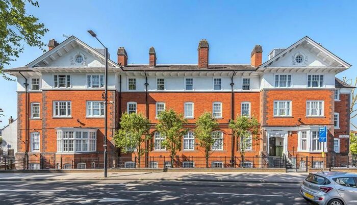 Studio To Rent In Fulham Palace Road, Hammersmith, London, W6