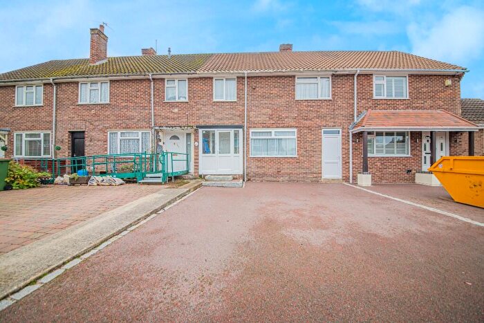 3 Bedroom Terraced House For Sale In Monks Way, Eastleigh, SO50