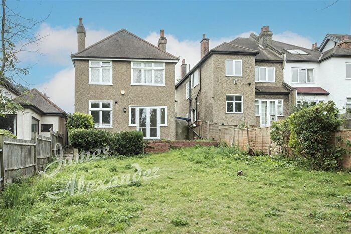 4 Bedroom Detached House For Sale In Pollards Hill North, London, SW16