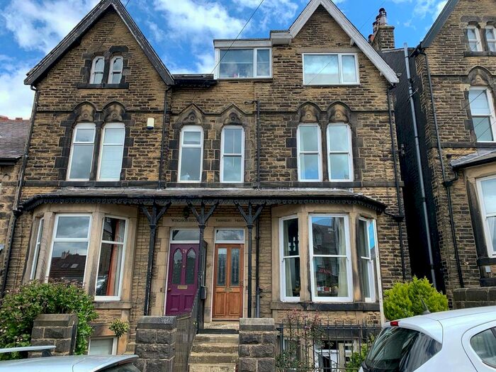 2 Bedroom Property To Rent In Richmond Place, Ilkley, West Yorkshire, Uk, LS29
