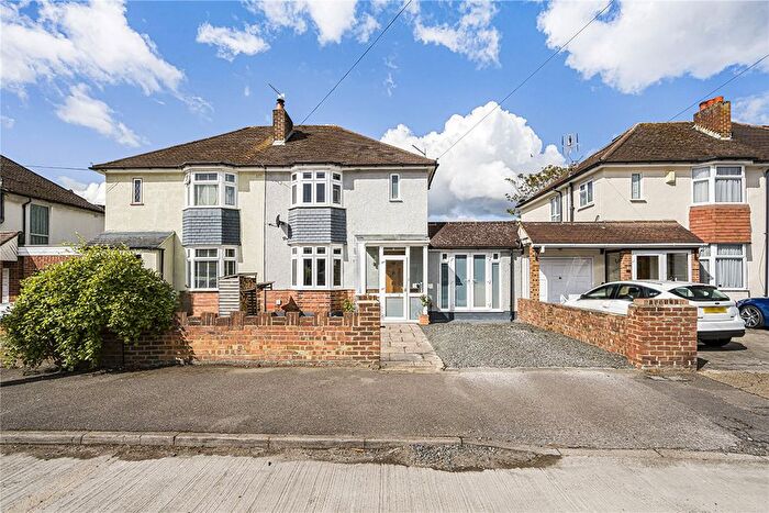 4 Bedroom Semi-detached House For Sale In West Molesey, Surrey, KT8