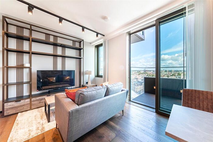 Apartment To Rent In Hewett Street, London, EC2A