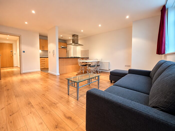 1 Bedroom Flat To Rent In East India Dock Road, London, E14
