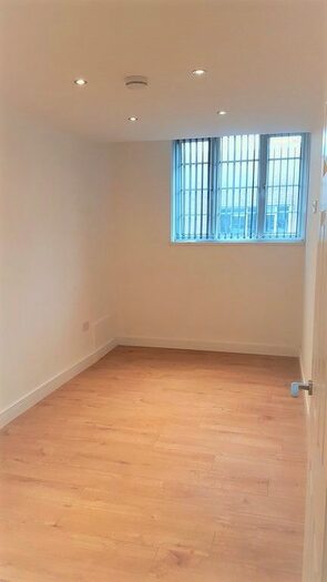 2 Bedroom Flat To Rent In Abbey Street, Nuneaton, CV11