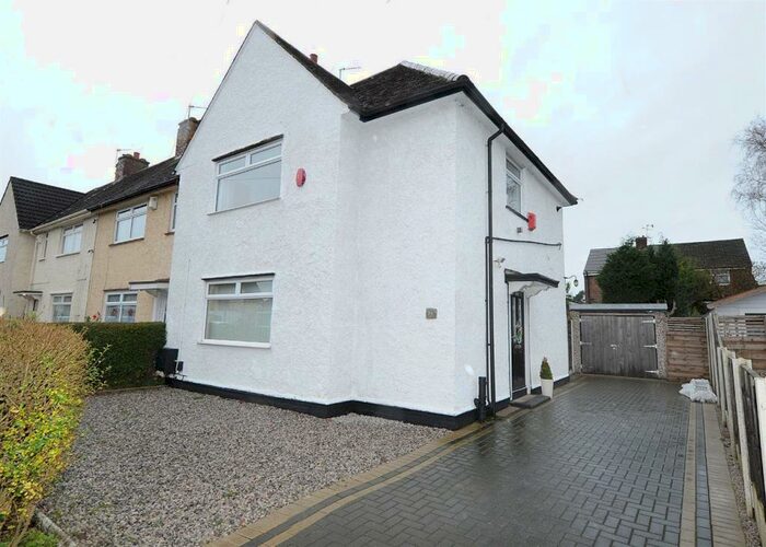 3 Bedroom Semi-Detached House To Rent In Baines Avenue, Irlam, M44
