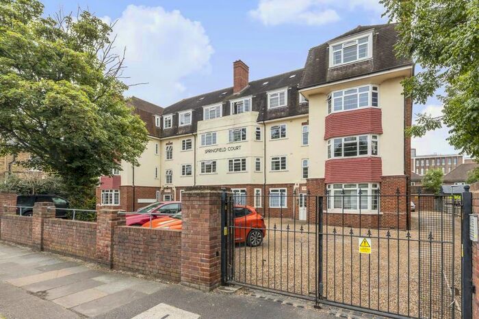 1 Bedroom Flat To Rent In Springfield Road, Kingston Upon Thames, KT1