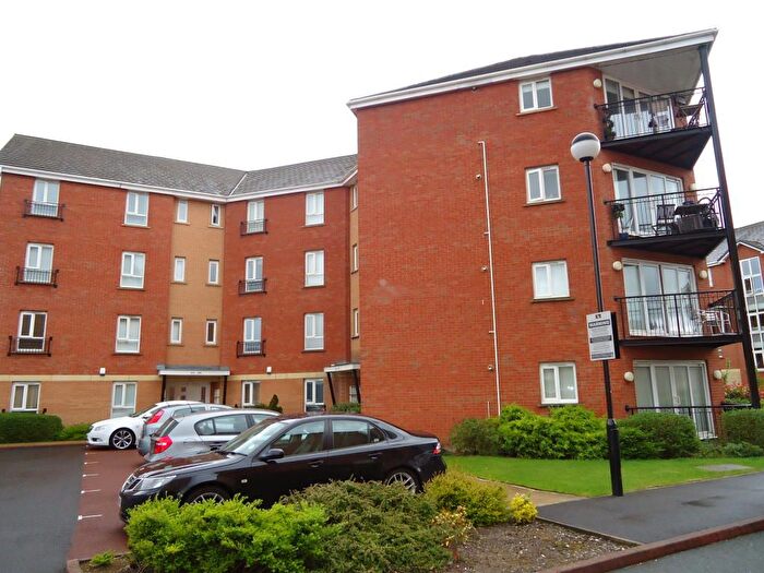 2 Bedroom Flat To Rent In Ellerman Road, City Centre, L3