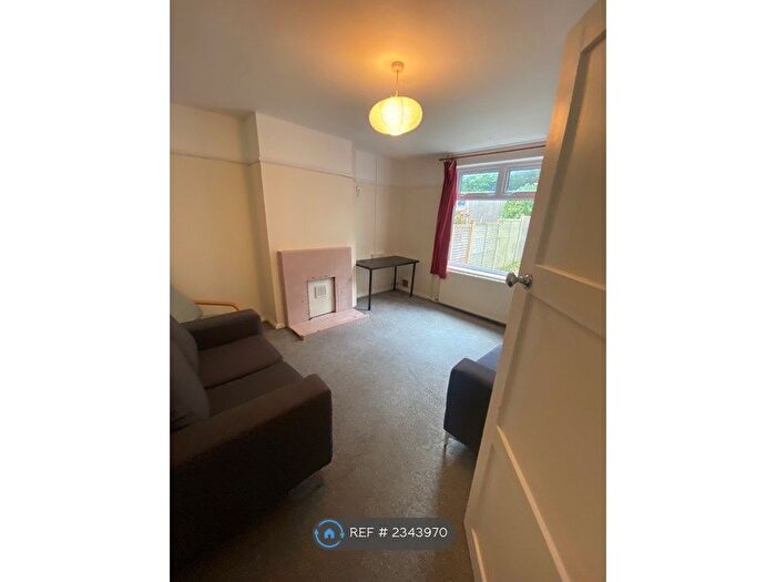 4 Bedroom Terraced House To Rent In Claverham Road, Bristol, BS16