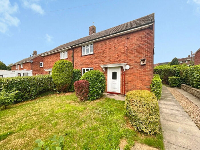 3 Bedroom Semi-Detached House To Rent In Kennel Lane, Reepham, LN3