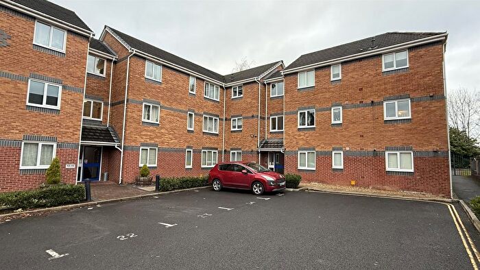 1 Bedroom Flat To Rent In Meadowbrook Way, Cheadle Hulme, Cheadle, SK8