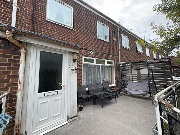 3 Bedroom Flat To Rent In Frimley High Street, Frimley, Camberley, Surrey, GU16