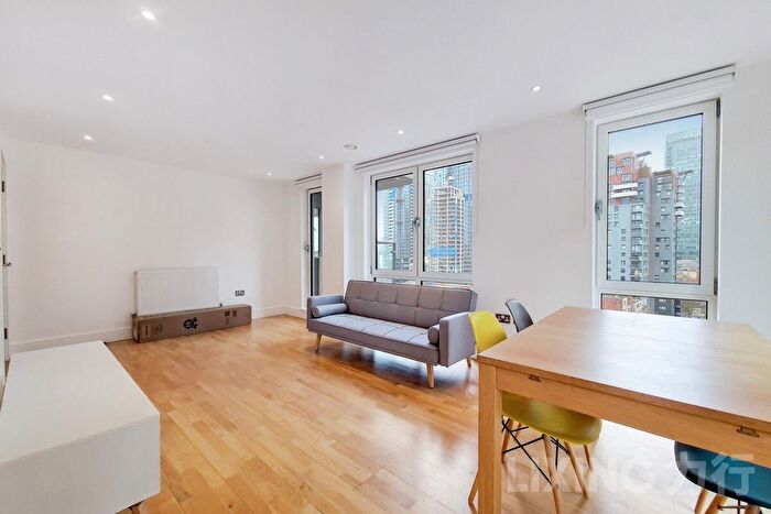 3 Bedroom Flat To Rent In Indescon Square, Canary Wharf, E14