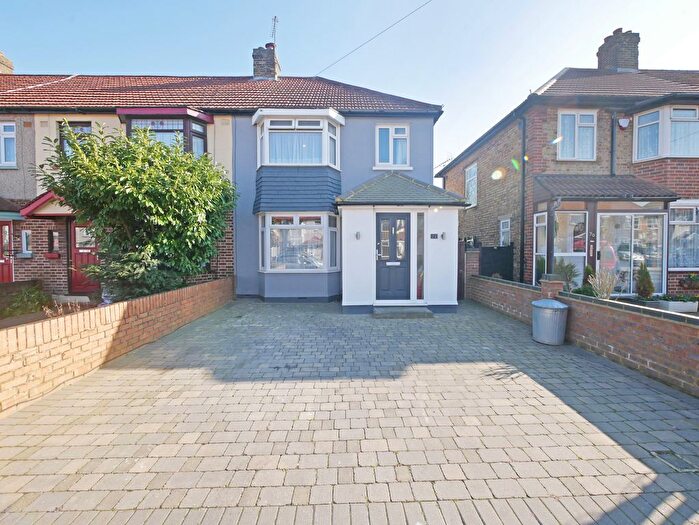 3 Bedroom End Of Terrace House To Rent In Berkeley Road, Uxbridge, UB10