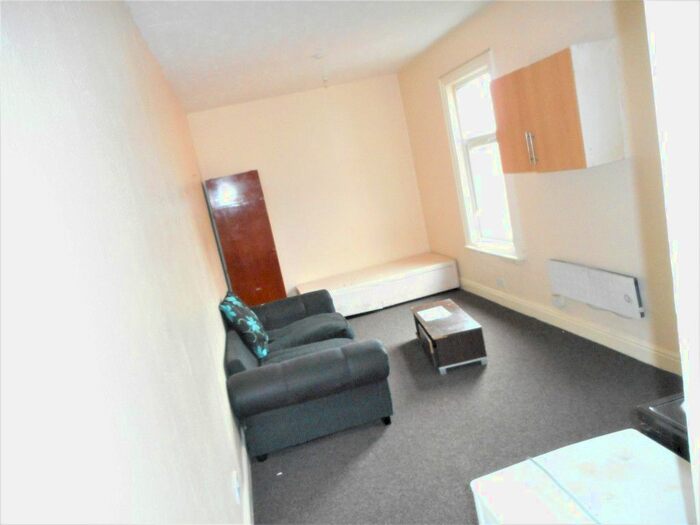 1 Bedroom Detached House To Rent In Hartington Road, Stockton-On-Tees, TS18